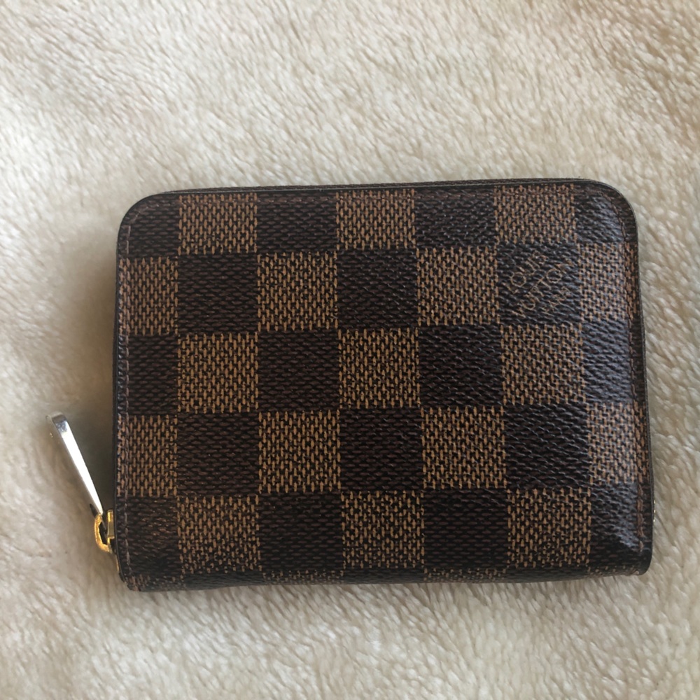 Louis Vuitton Zippy Coin Purse wallet